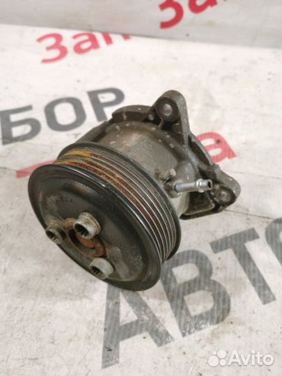 Помпа Skoda Fabia хетчбек CBZ 2012