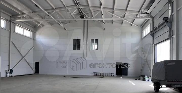 Склад, 1200 м²