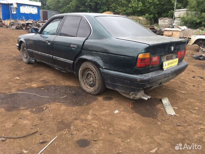 Впускной коллектор bmw E 34 520I M 50