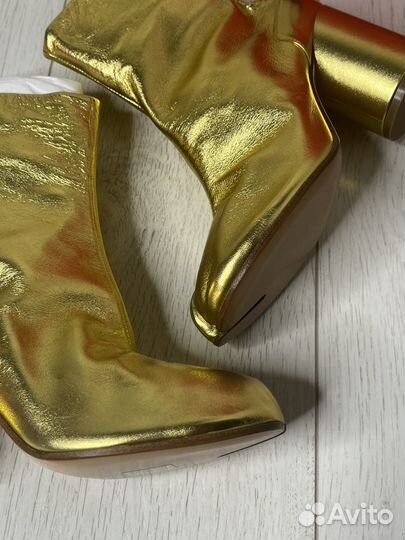 Maison Margiela Tabi Gold Оригинал