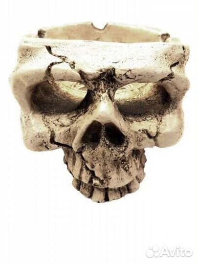 Пепельница череп в шапке