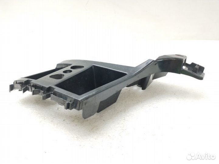 Кронштейн бампера задний правый Mercedes-Benz