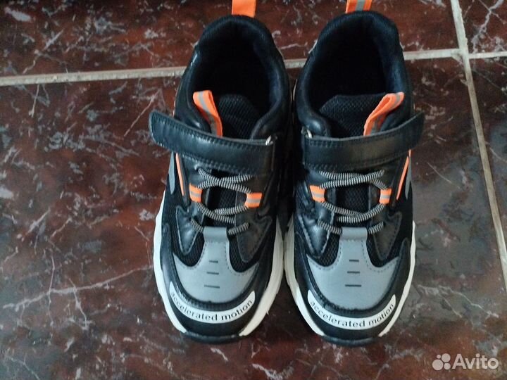 Кроссовки для мальчика 32