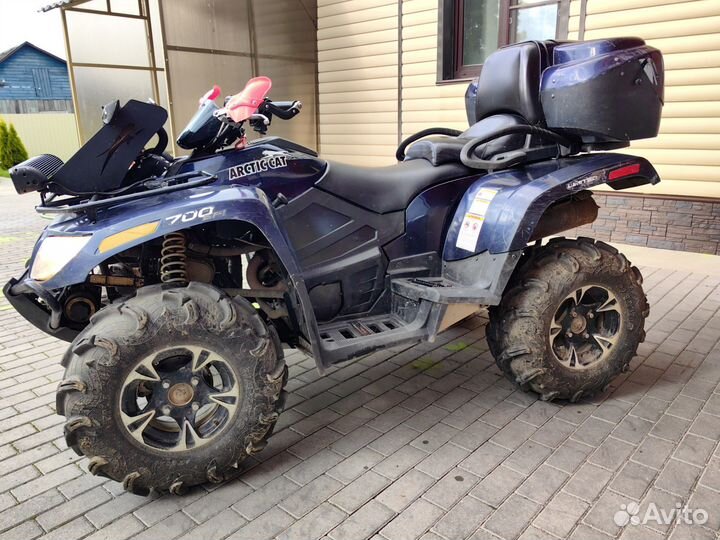 Arctic cat 700