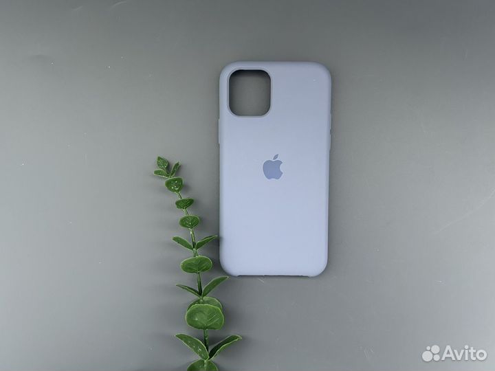 Чехол на iPhone 11