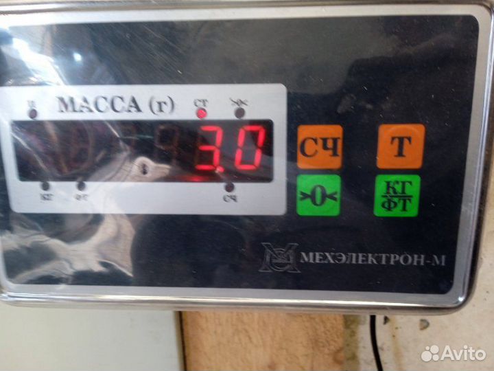 Стекло двери задней правой Ford Escape EPF 3.0