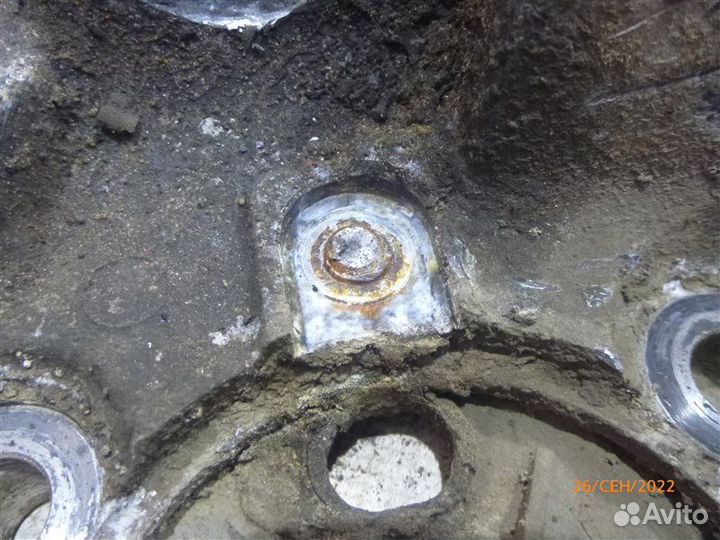 Кулак поворотный задний правый Nissan Teana J31