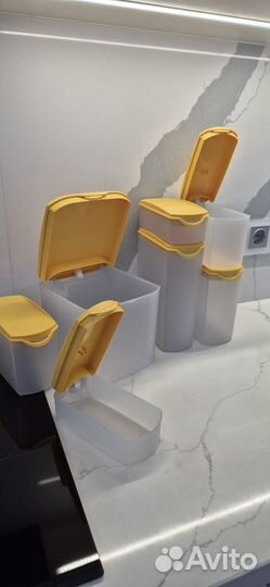 Контейнеры Tupperware