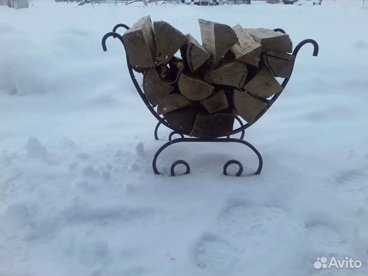 Дровница для камина