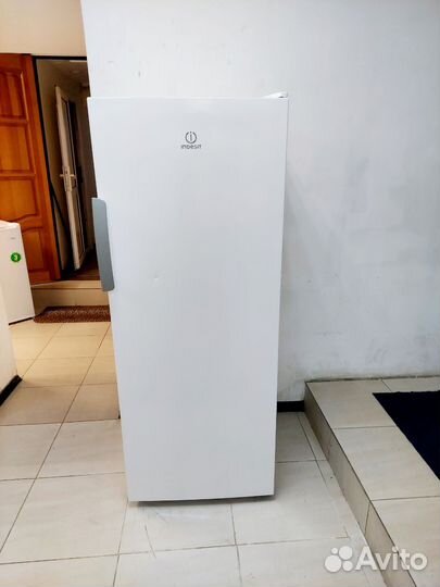 Морозильная камера бу Ноуфрост Индезит с Гарантие