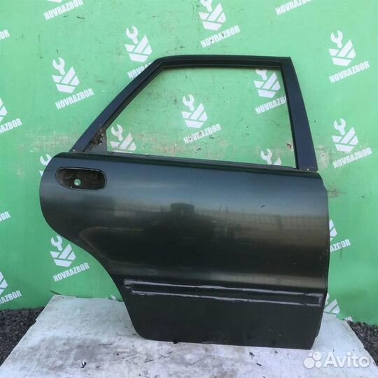 Дверь задняя правая Вольво C40