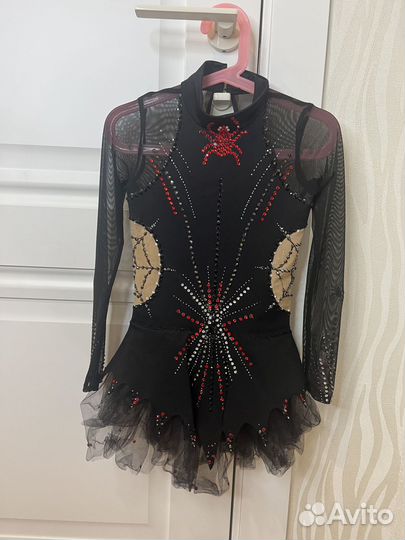 Платье для фигурного катания