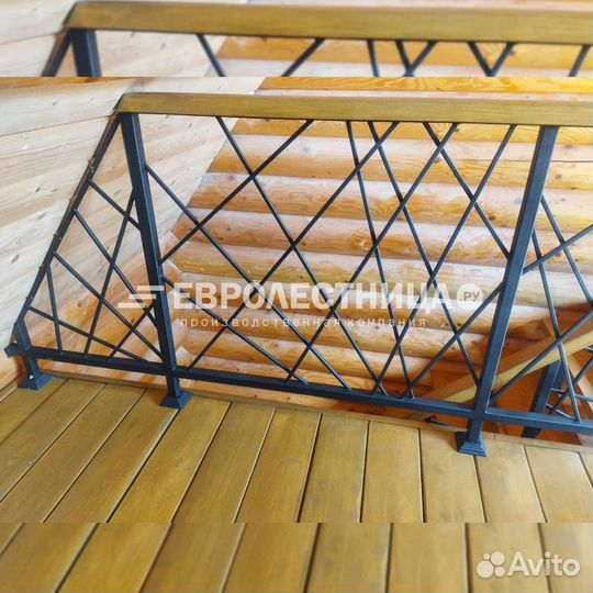 Лестница на второй этаж под ключ
