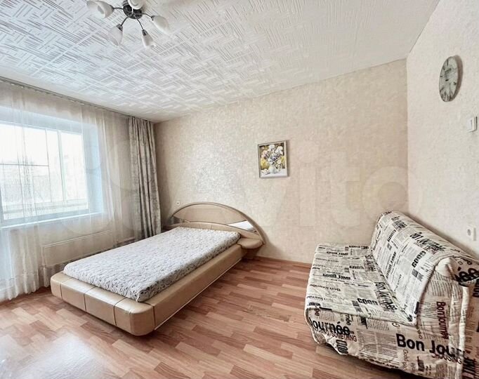 2-к. квартира, 65 м², 2/10 эт.