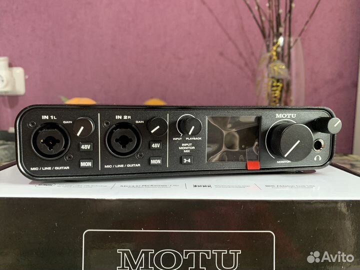 Внешняя звуковая карта Motu M4