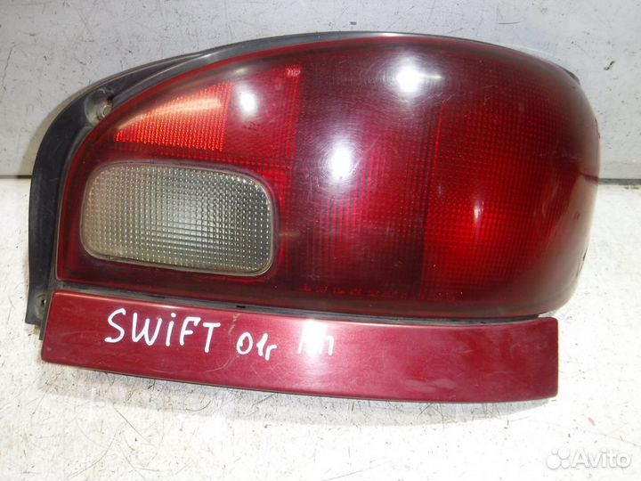 Фонарь задний правый Suzuki Swift II