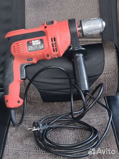 Дрель ударная Black+Decker