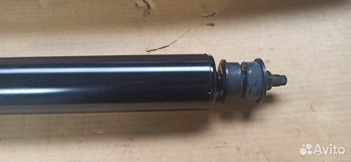 Амортизатор Kia Sportage 0K08128700A