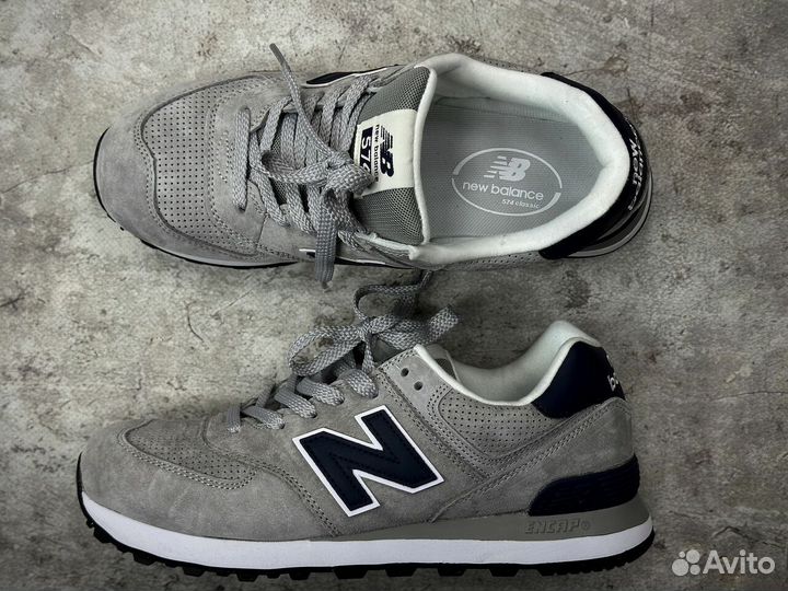 Комфортные Кроссовки New Balance 574 Замшевые Новы