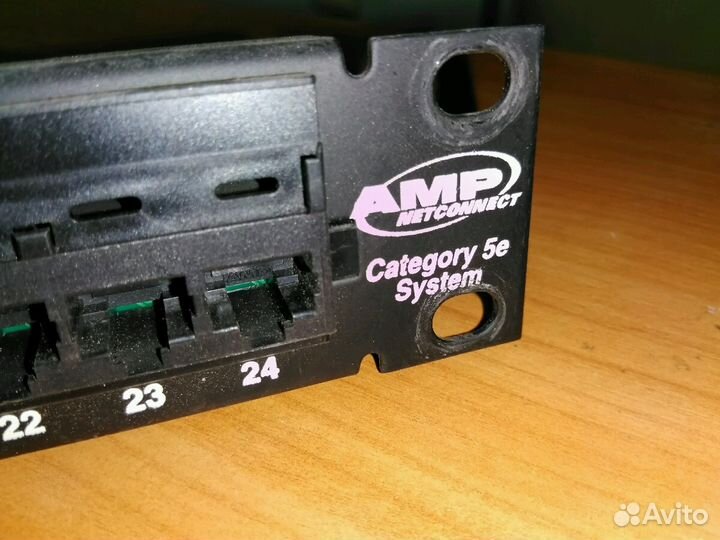 Патч панель AMP 406330-1 UTP cat.5e 24 порта