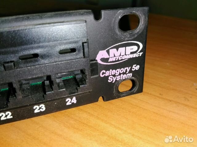 Патч панель AMP 406330-1 UTP cat.5e 24 порта