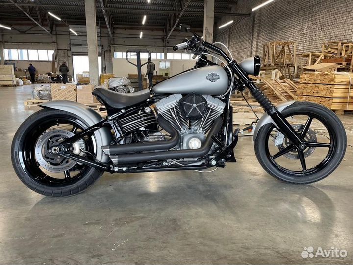 Harley Davidson softail rocker C