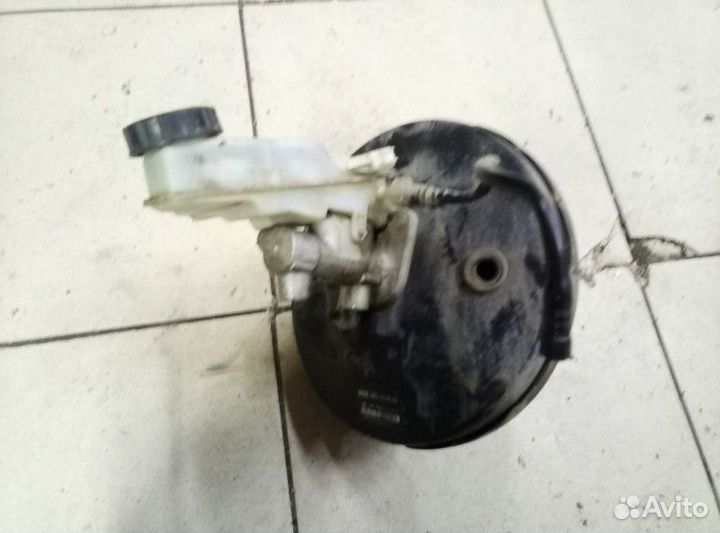 Усилитель тормозов вакуумный Ford Focus 2 2005-200