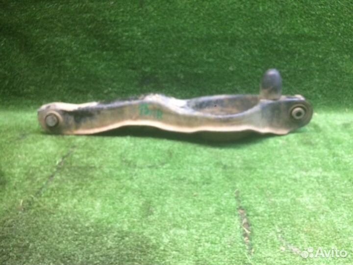 Рычаг передний правый Mazda 3 BL 1.6 2011