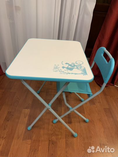 Детский стол и стул