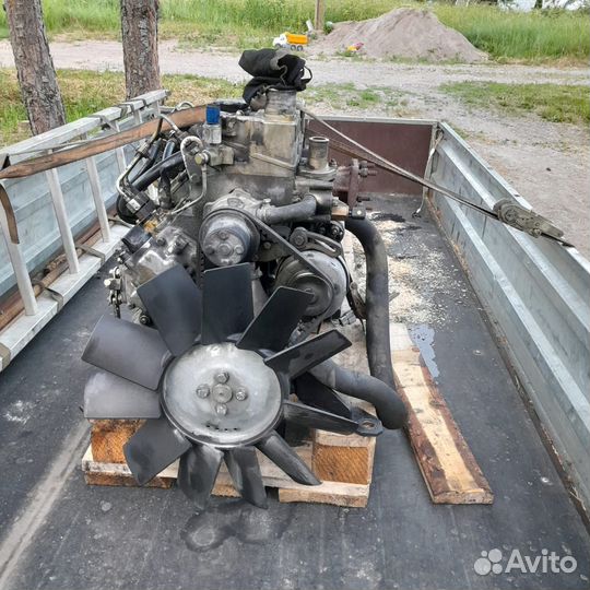 Двигатель perkins 403 d