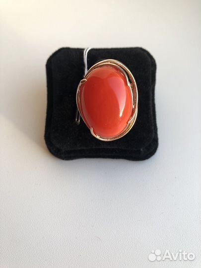 Кольцо. Перстень с Кораллом