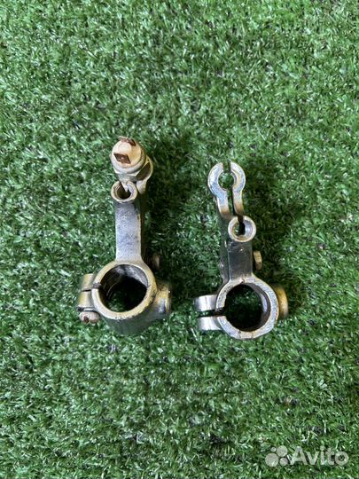 Крепление рычагов сцепления, тормоза Восход -3М