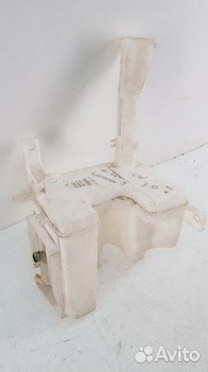 Бачок омывателя Mitsubishi Lancer 9
