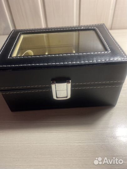 Кейс, бокс, шкатулка для хранения часов