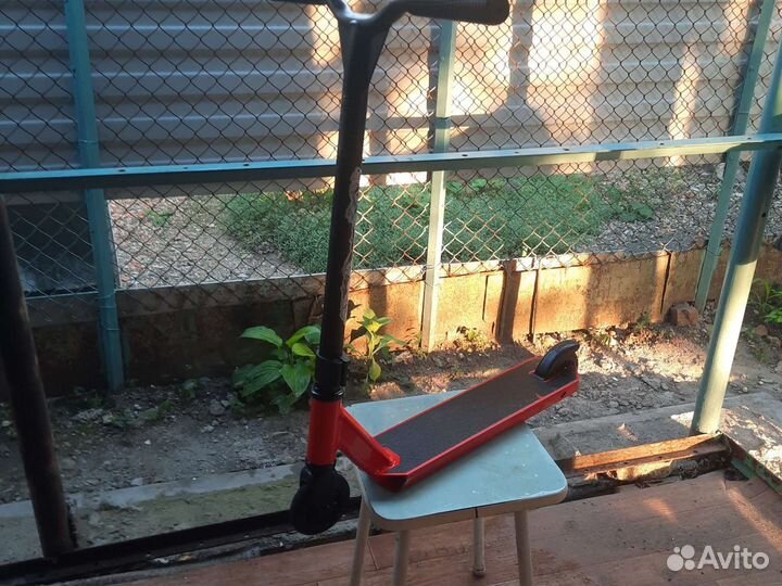 Трюковой самокат