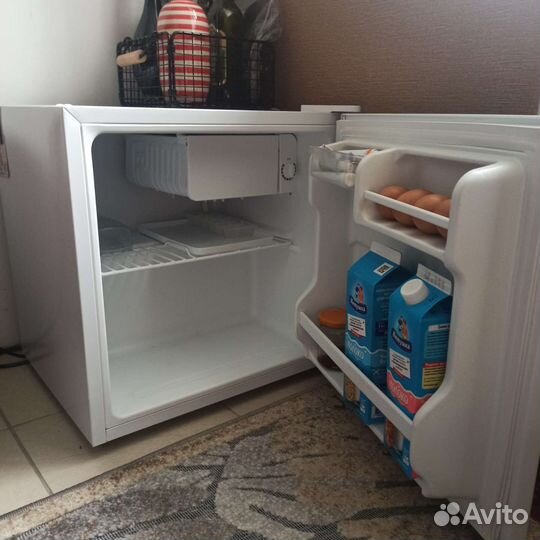 Холодильник бу маленький