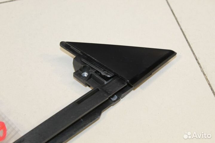 Направляющая стекла передней левой двери Audi A5 S