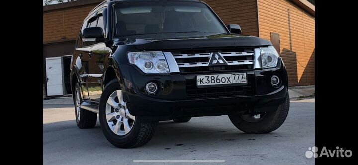 Продам магнитолу на mitsubishi pajero