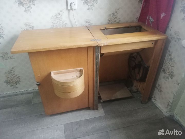 Швейная машина подольск ножная