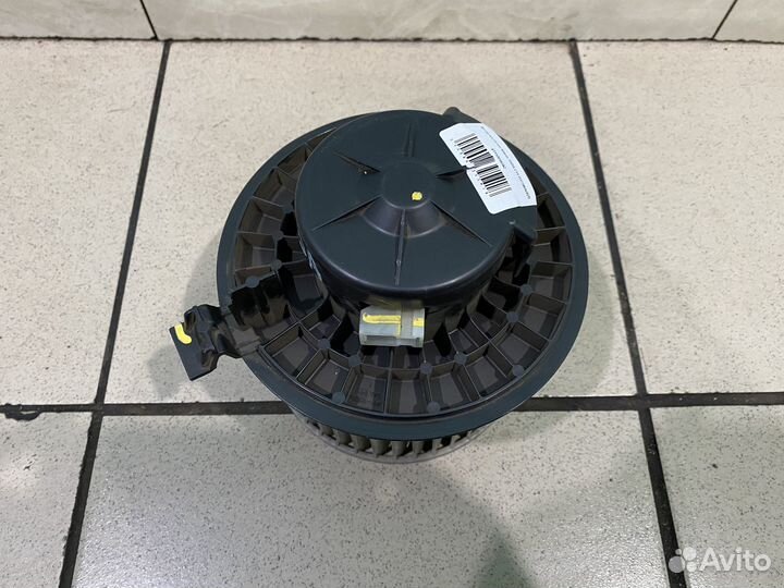 Моторчик печки Nissan tiida C11