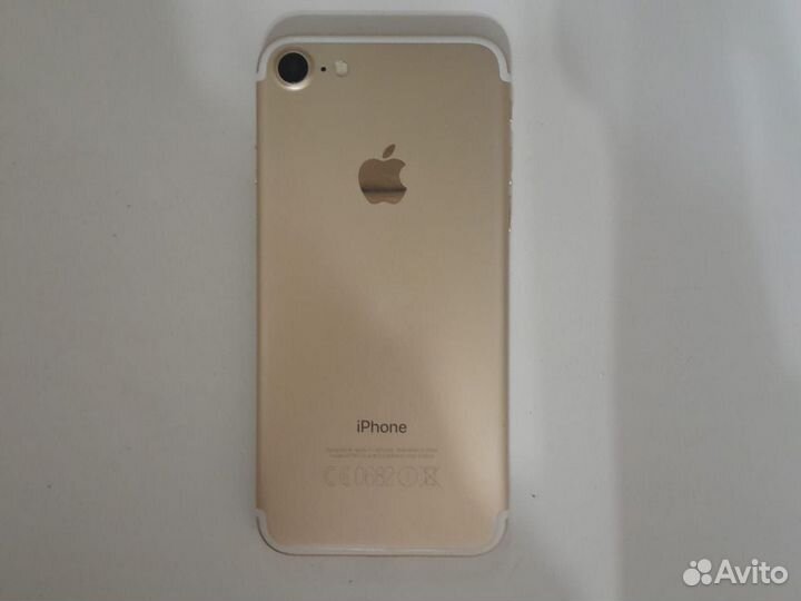 iPhone 7, 32 ГБ