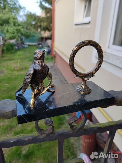 Бронзовая статуэтка