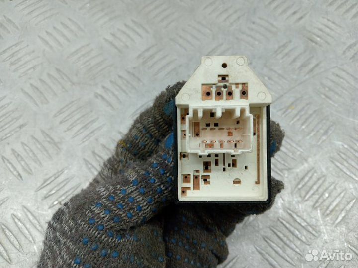 Блок управления зеркалами Kia Ceed 1 ED 1.6 G4FC