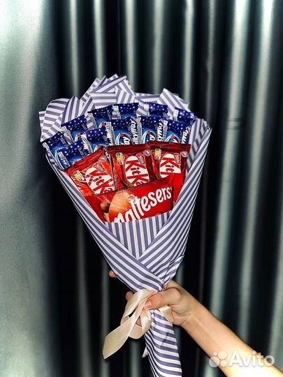 Сладкий букет из конфет