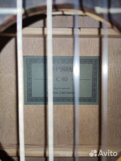 Классическая гитара Yamaha C40