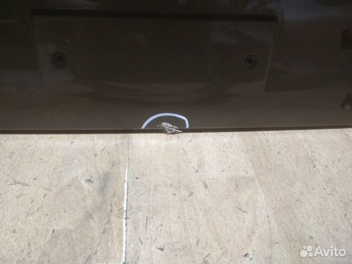 Крышка багажника Volvo