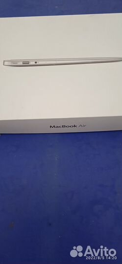 Коробка macbook