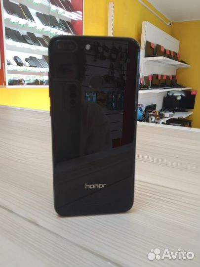 HONOR 9, 4/64 ГБ