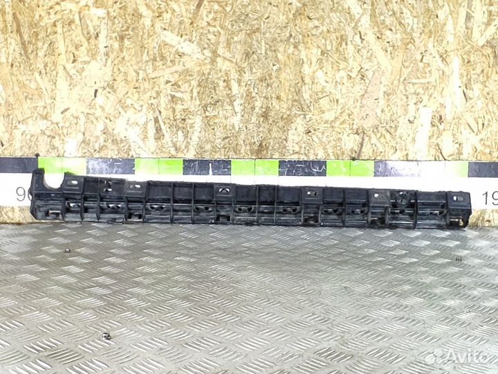 Кронштейн Bmw 6 2011-2017