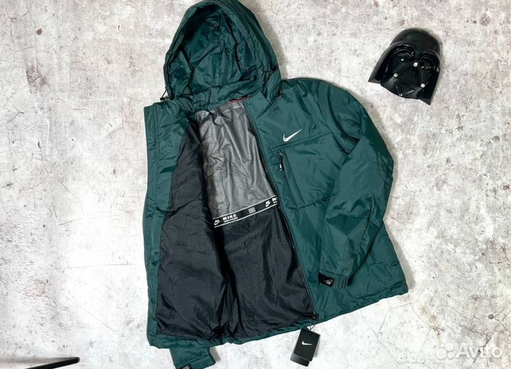 Легкие куртки Nike termo спортивные